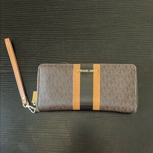 Michael Kors Brown and Black Wristlet Wallet